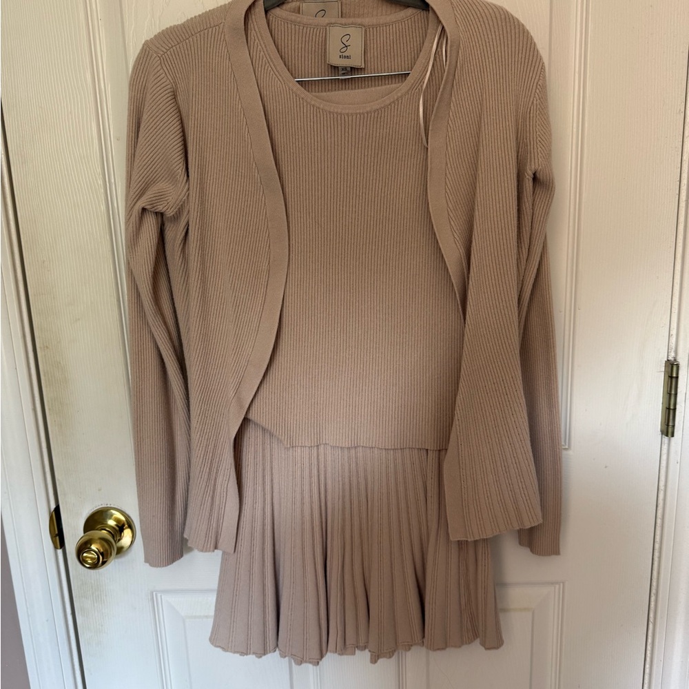 Sioni Beige Ribbed Knit Ensemble